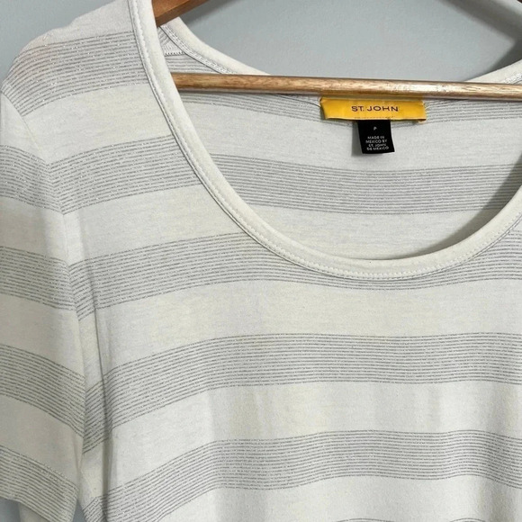 St. John Silver Met. Stripe SS Top Sz P - Picture 2 of 7